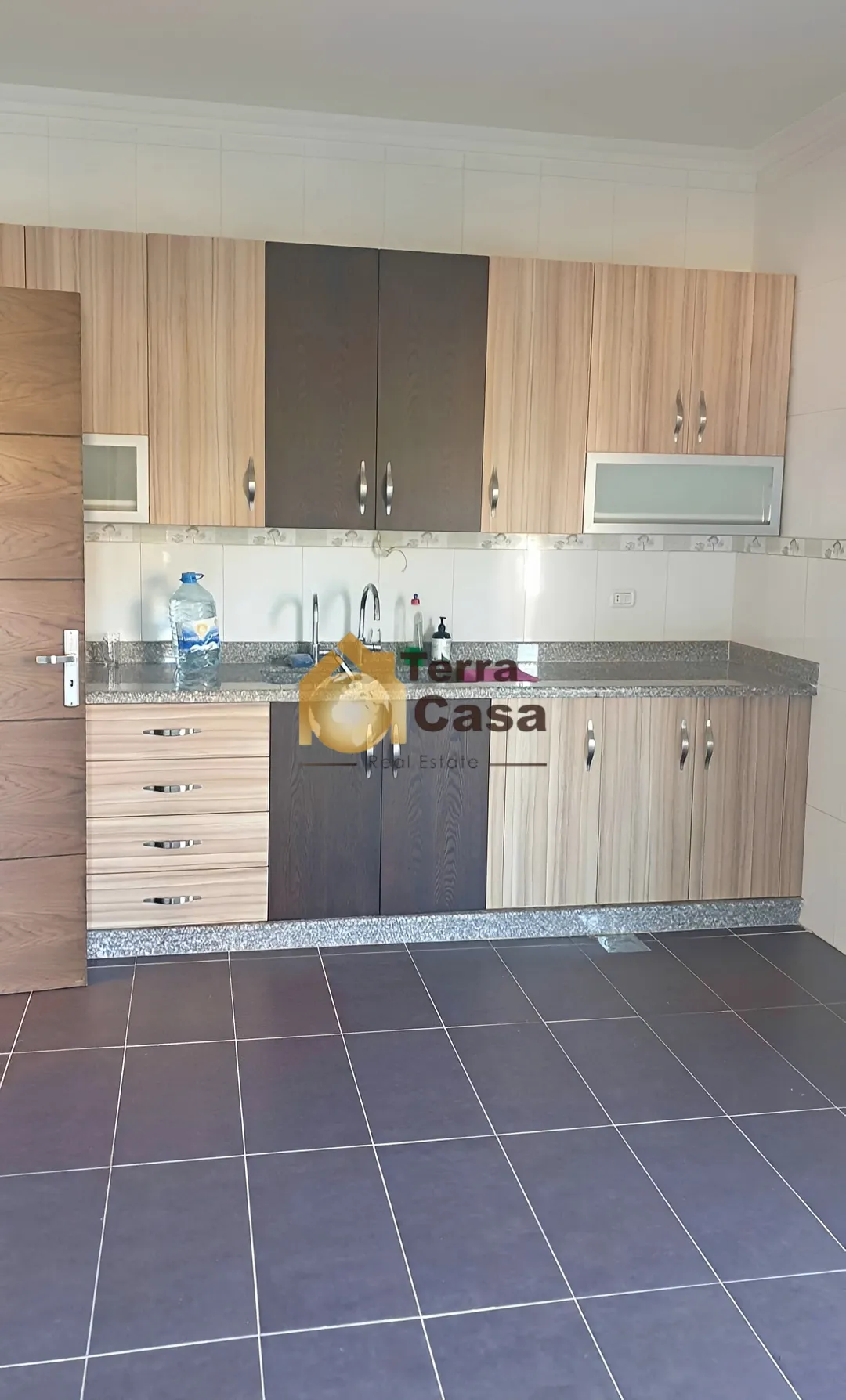 Apartment for Rent in Ain el Ghossein