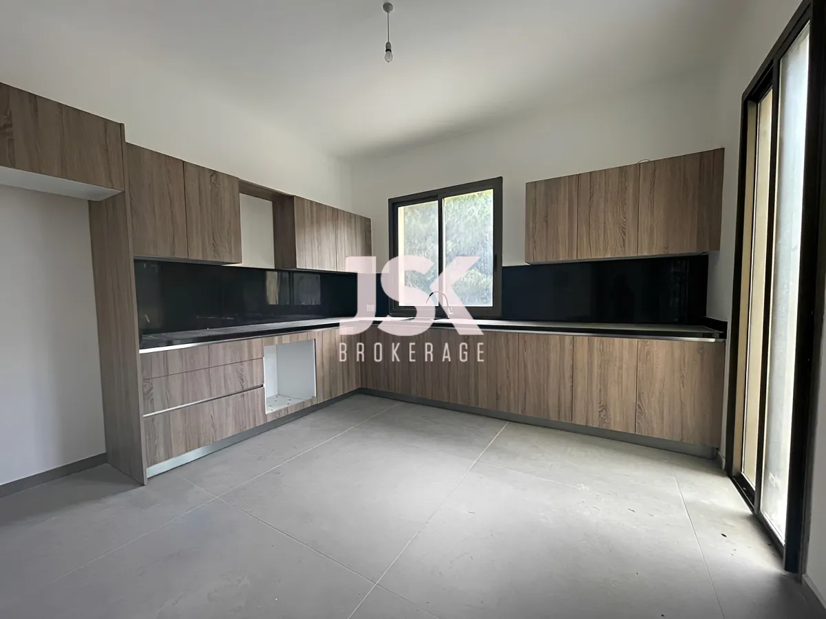 Apartment for Sale in Ain Saadeh, Lebanon