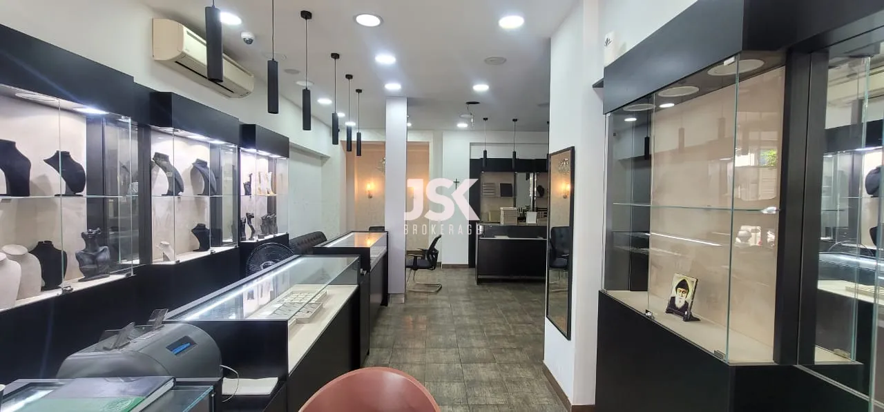 Shop for rent in Bourj Hammoud