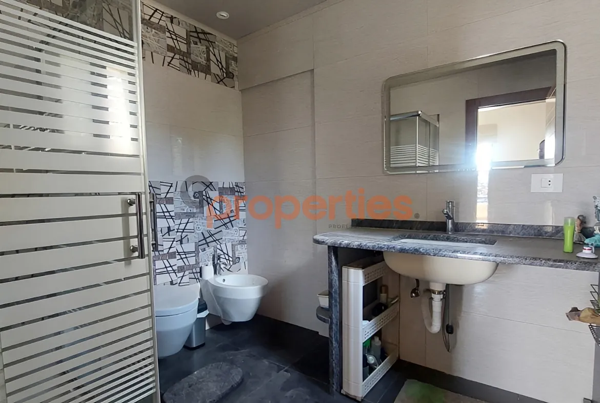Apartment for Sale in Qlayaat