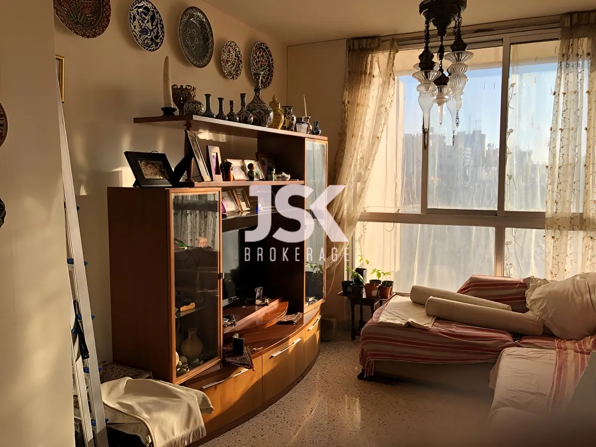 Apartment for Sale inZokak el Blat, Beirut