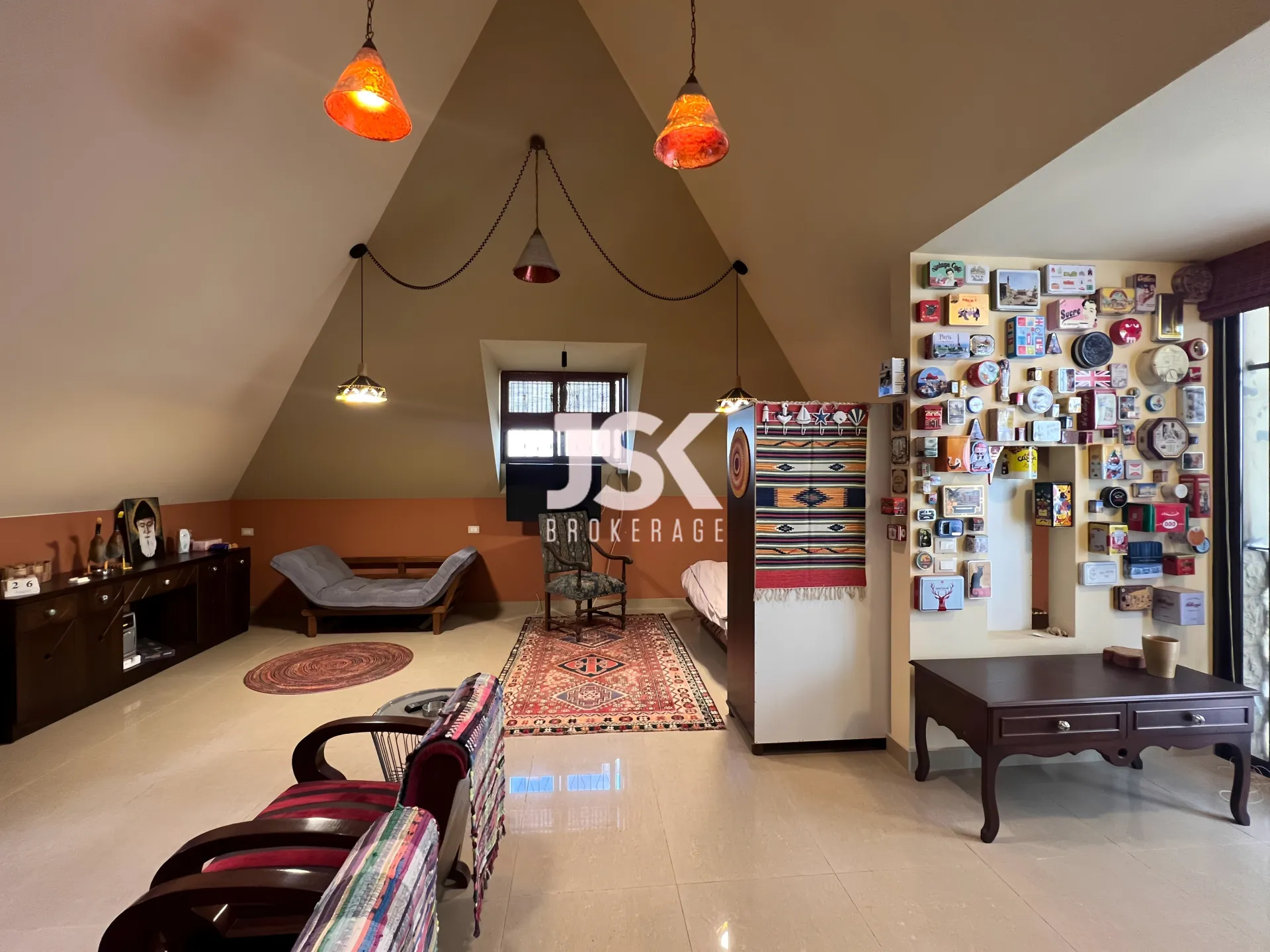 Apartment for Rent in Aamchit