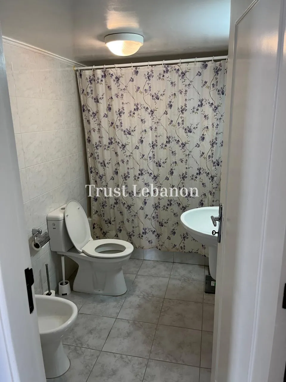 Apartment for rent in Sioufi, Beirut, Lebanon