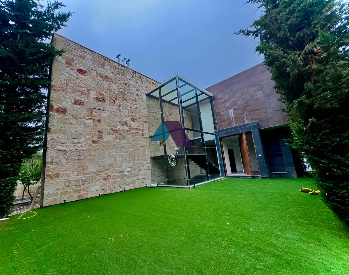 Villa for Sale in Aley - 5 bed, 6 bath