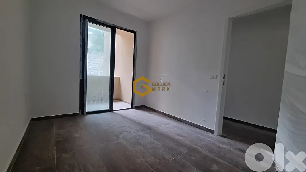 Apartment for Sale in Qornet El Hamra - 2 bed, 2 bath