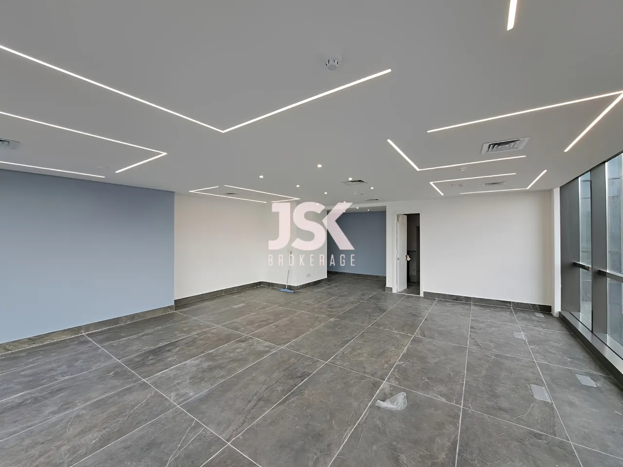 Office for Rent in Sin El Fil