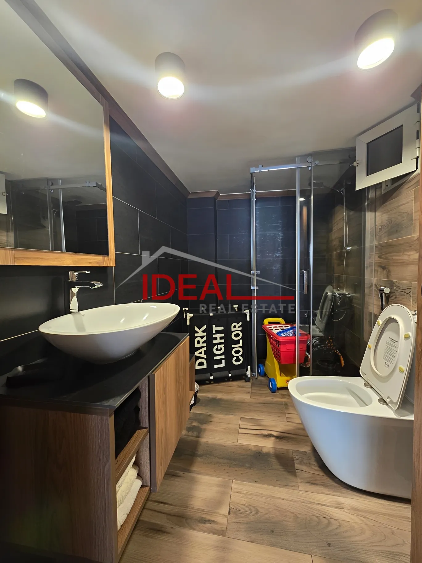 Apartment for sale in Ain El Remmaneh, Lebanon - 2 bed, 1 bath