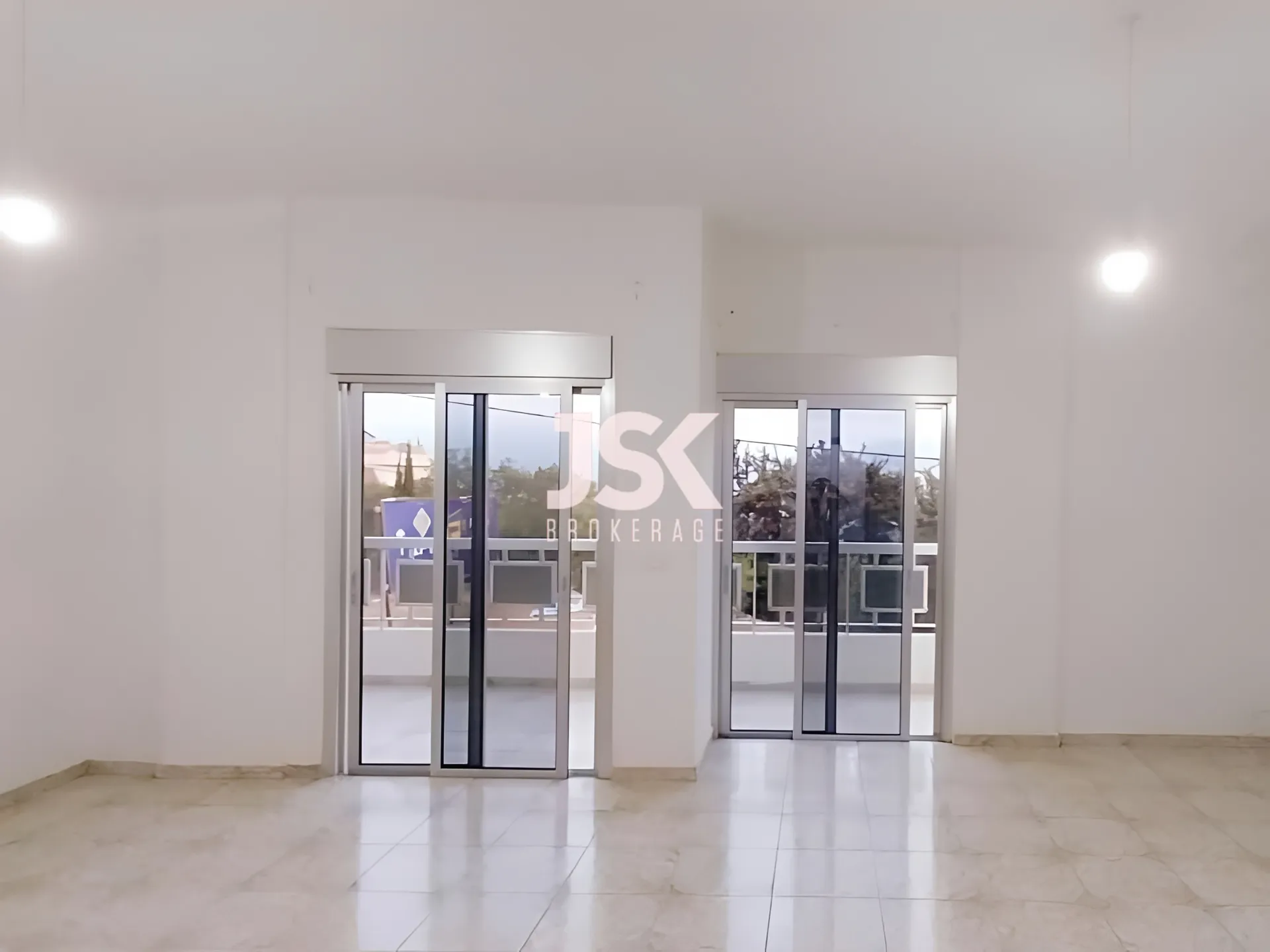 Apartment for Rent in Ballouneh