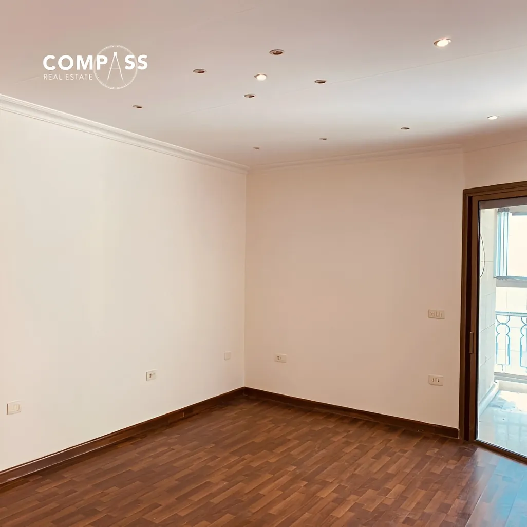 Apartment for rent in Ramlet El Baida, Bayrut, Lebanon