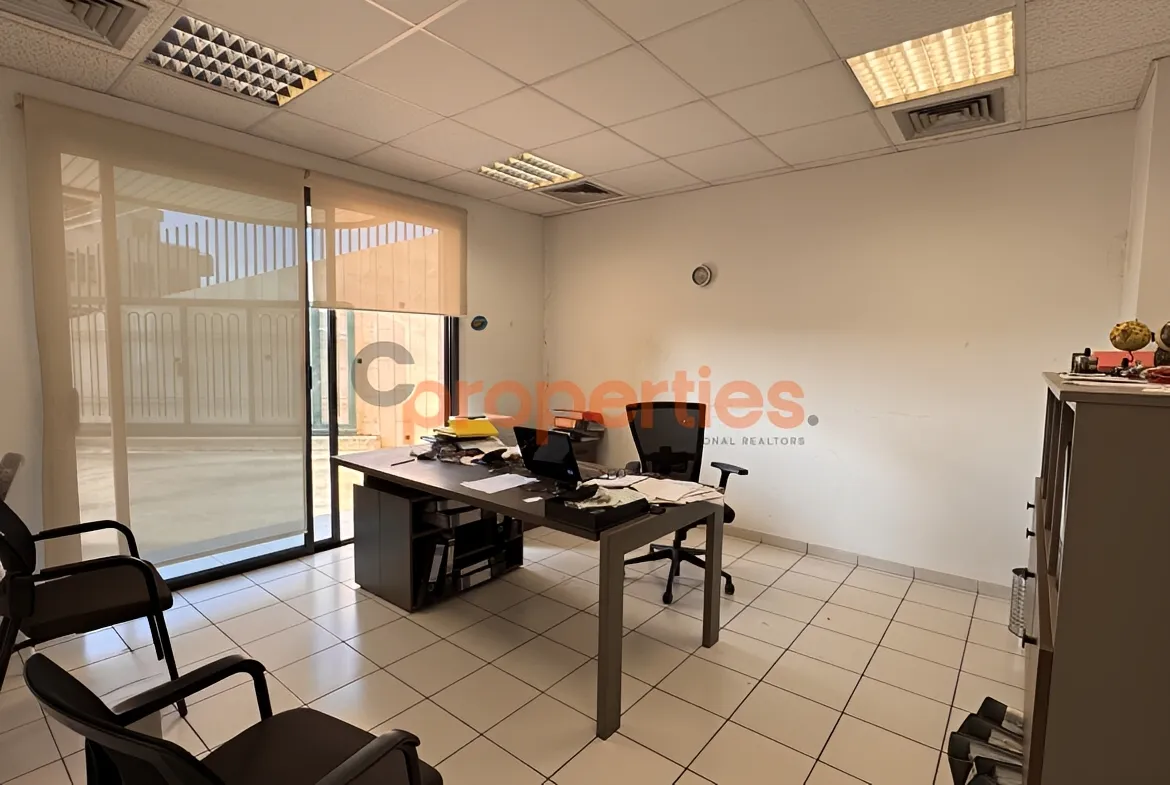 Office for Rent in Aaoukar