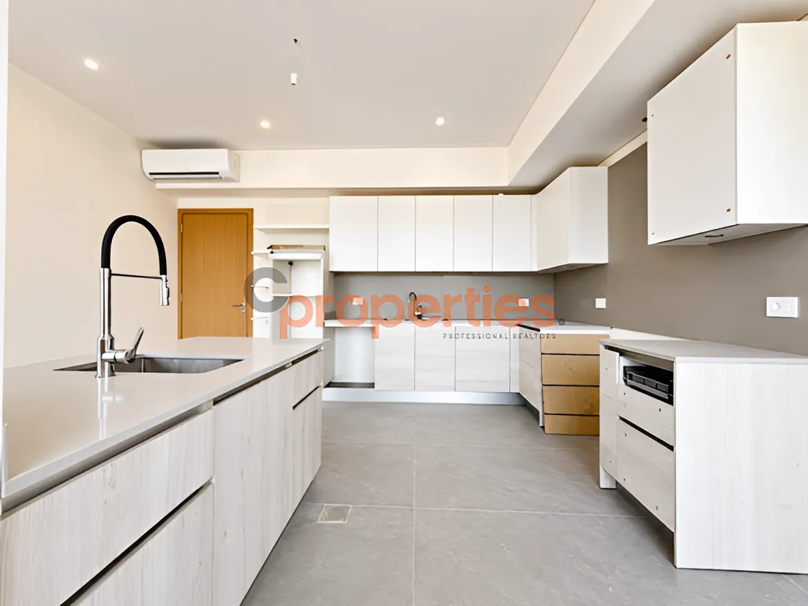 Apartment for Sale in Ain Al Mraiseh - 5 bath