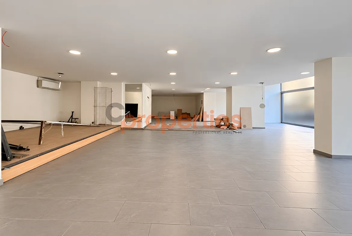 Shop for Rent in Hamra