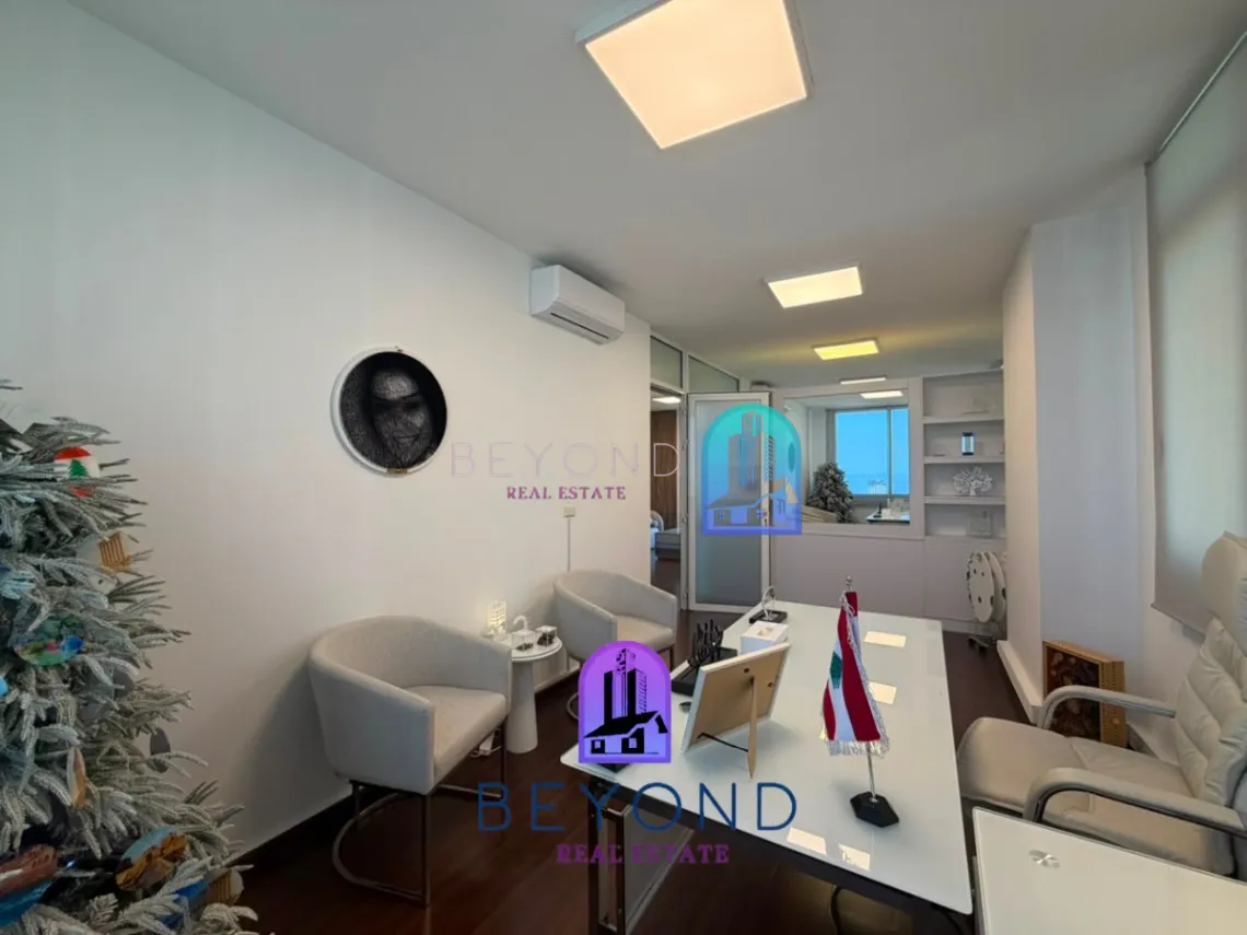 Office for rent in Ain Al Mraiseh, Beirut, Lebanon