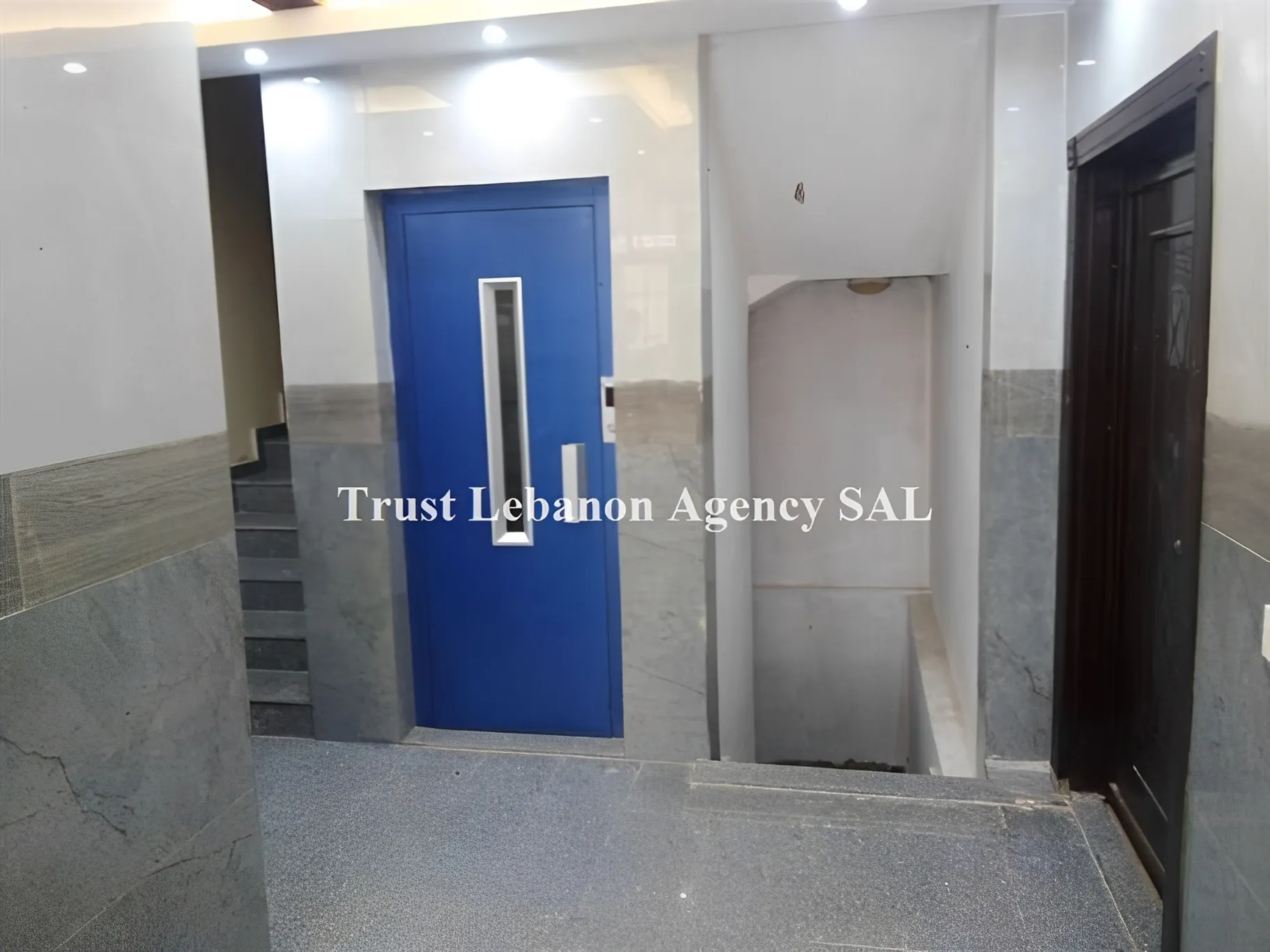 Apartment for Sale in Choueifat, Al Aamroussieh