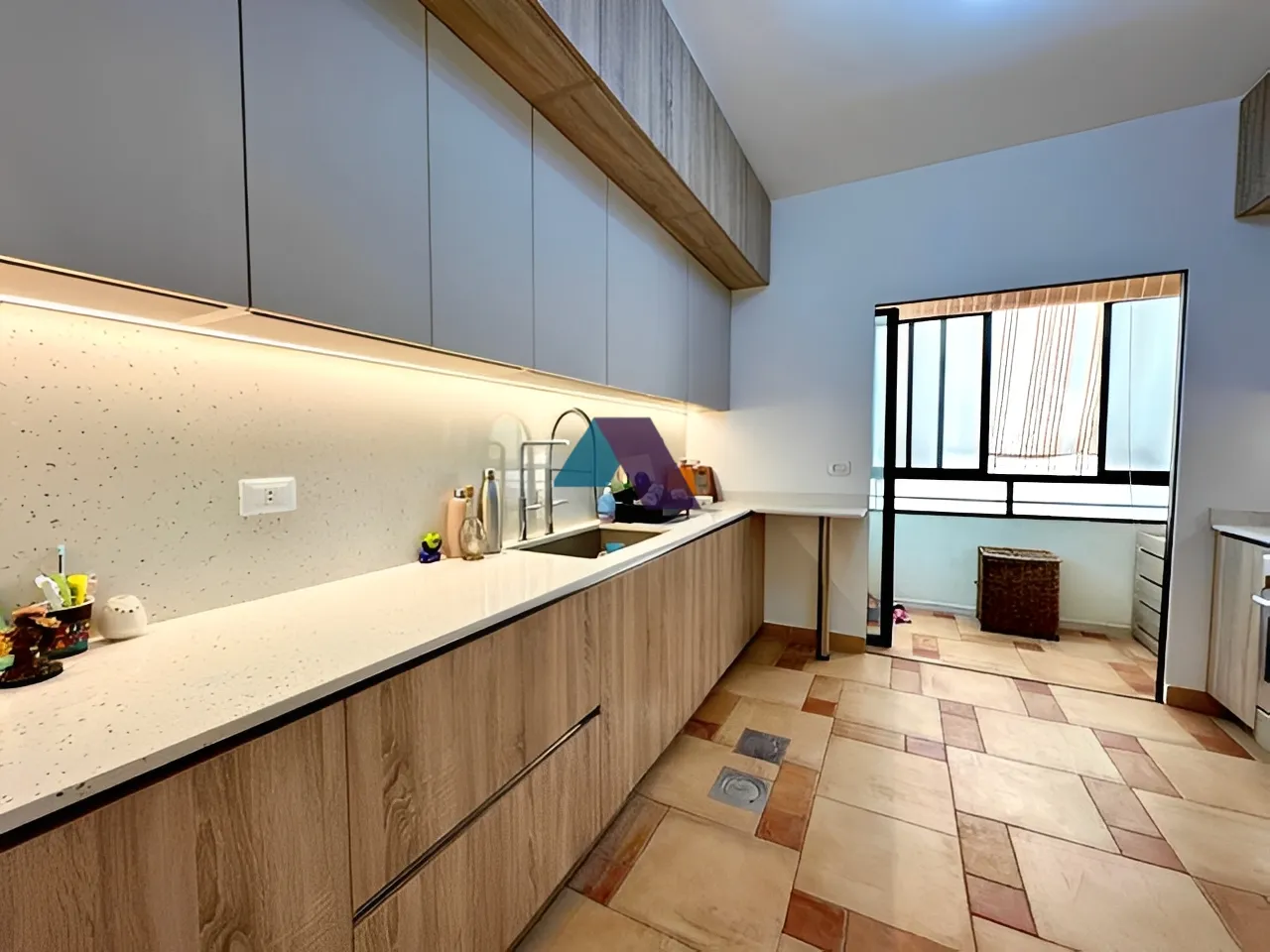 Apartment for Sale in Ain el remmeneh