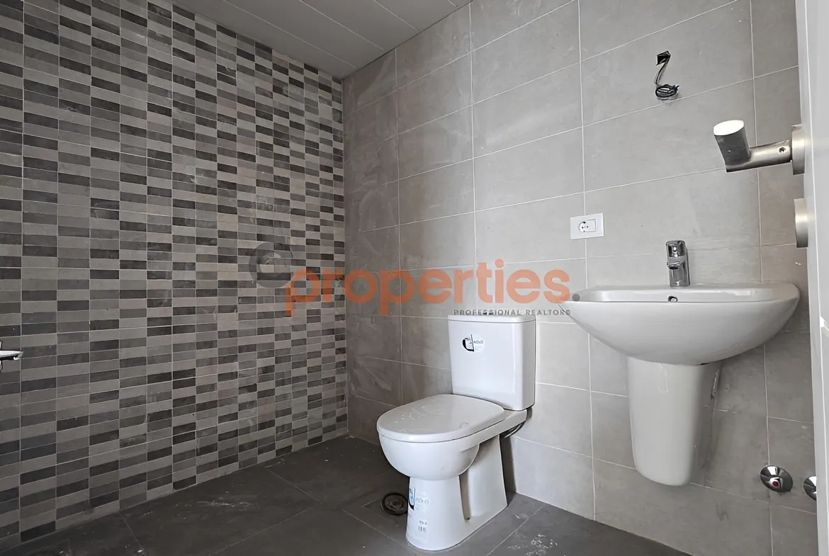 Apartment for Sale in Forn El Chebbak