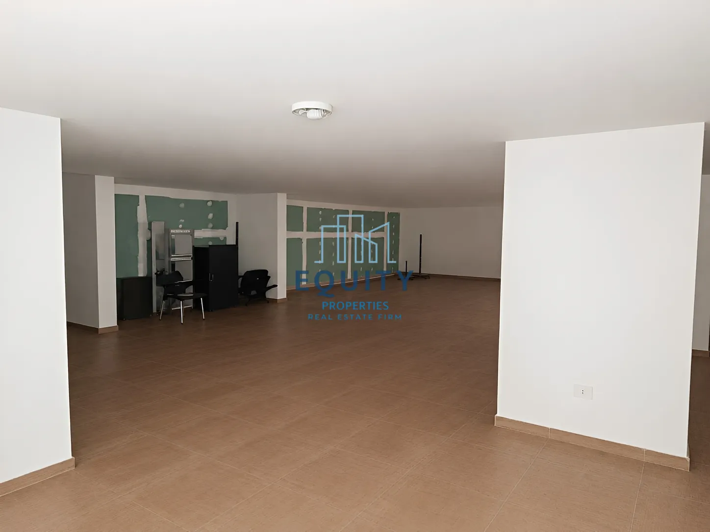 Residential Building for rent in Chekka