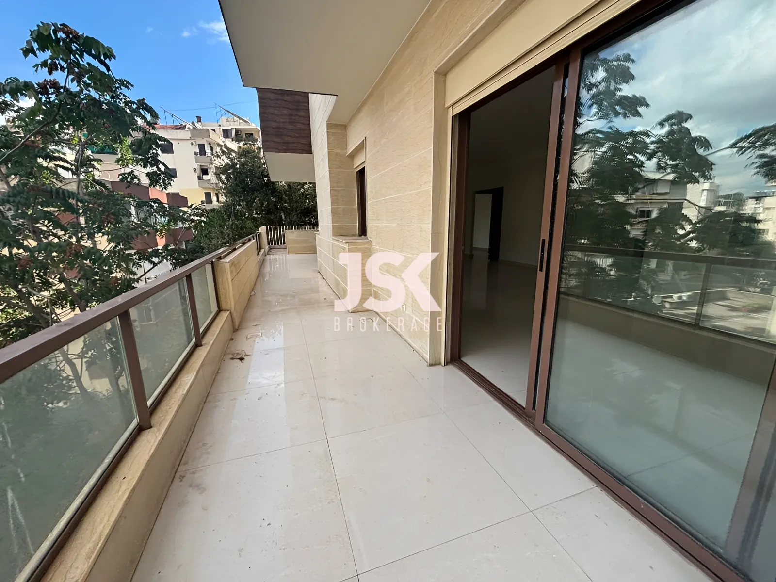 Apartment for Rent in Mazraat Yachoua