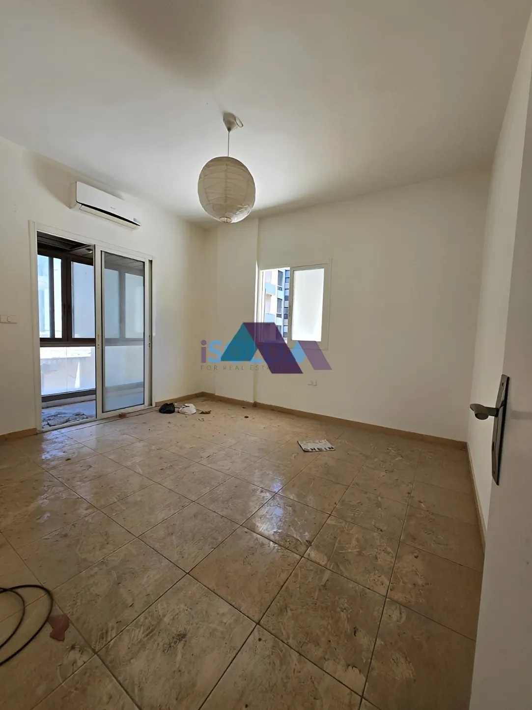 Apartment for sale in Syoufi, Beirut, Lebanon - 2 bed, 1 bath