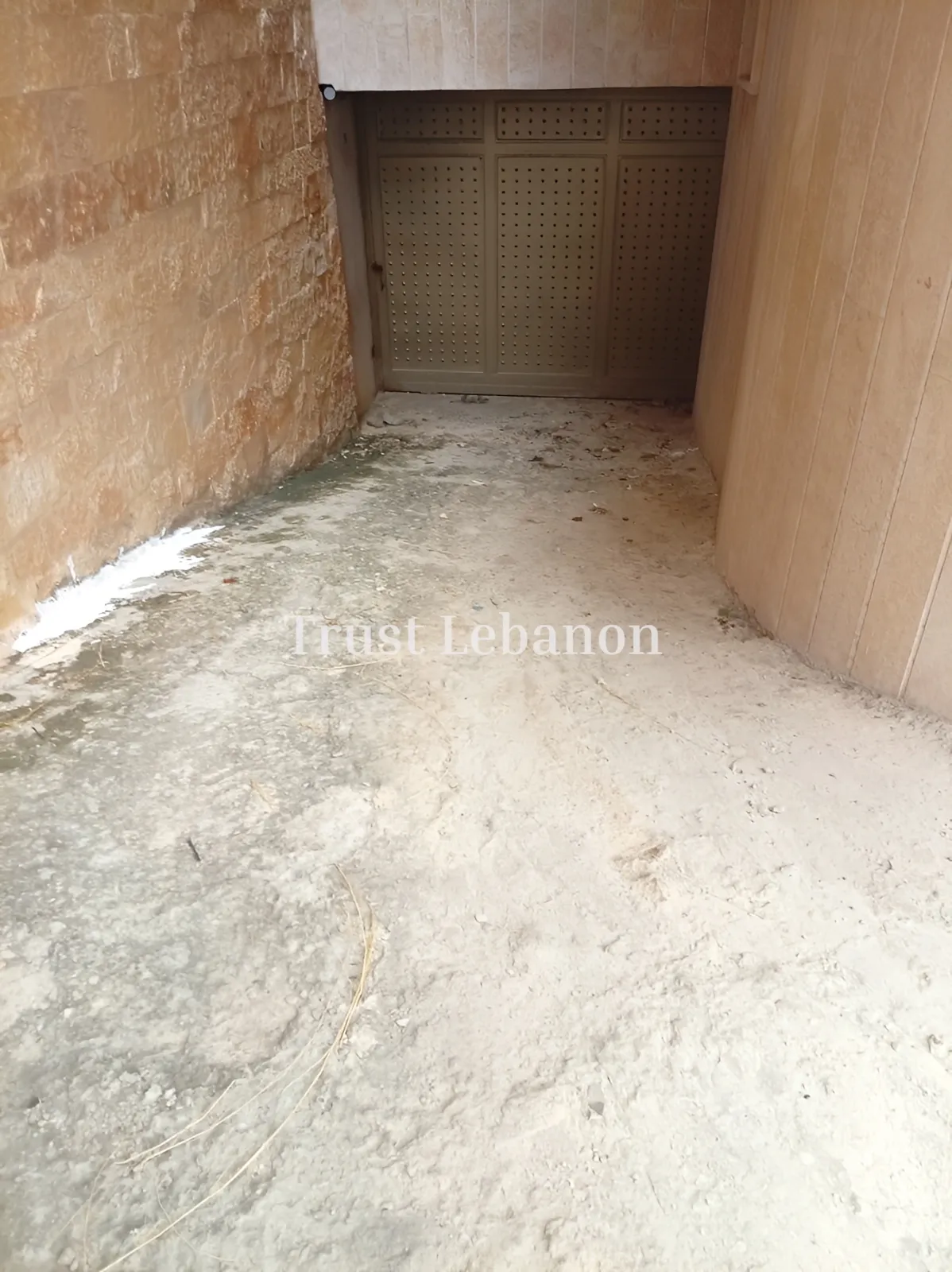 Warehouse for rent in Zikrit