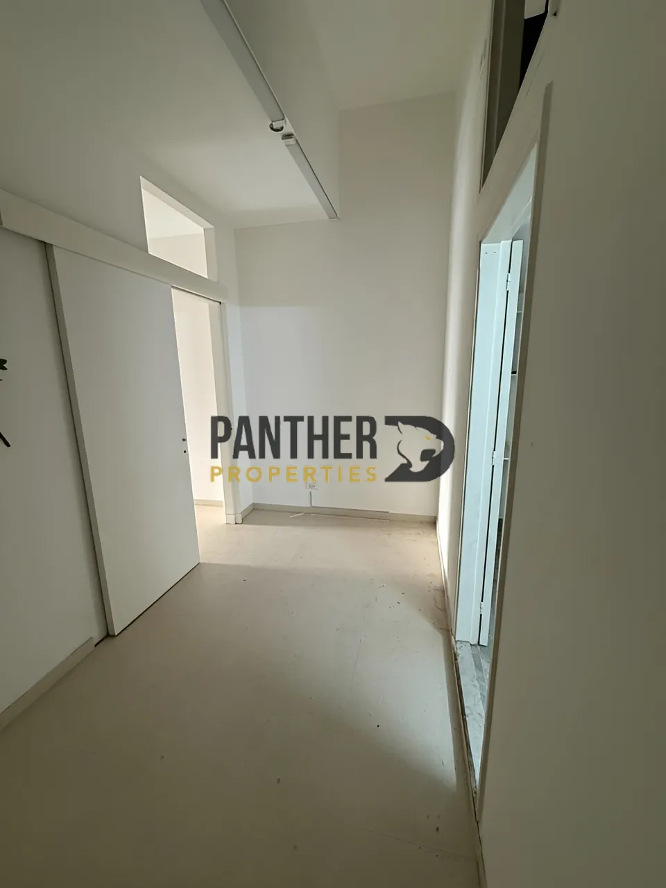 Shop for rent in Mansourieh, lebanon
