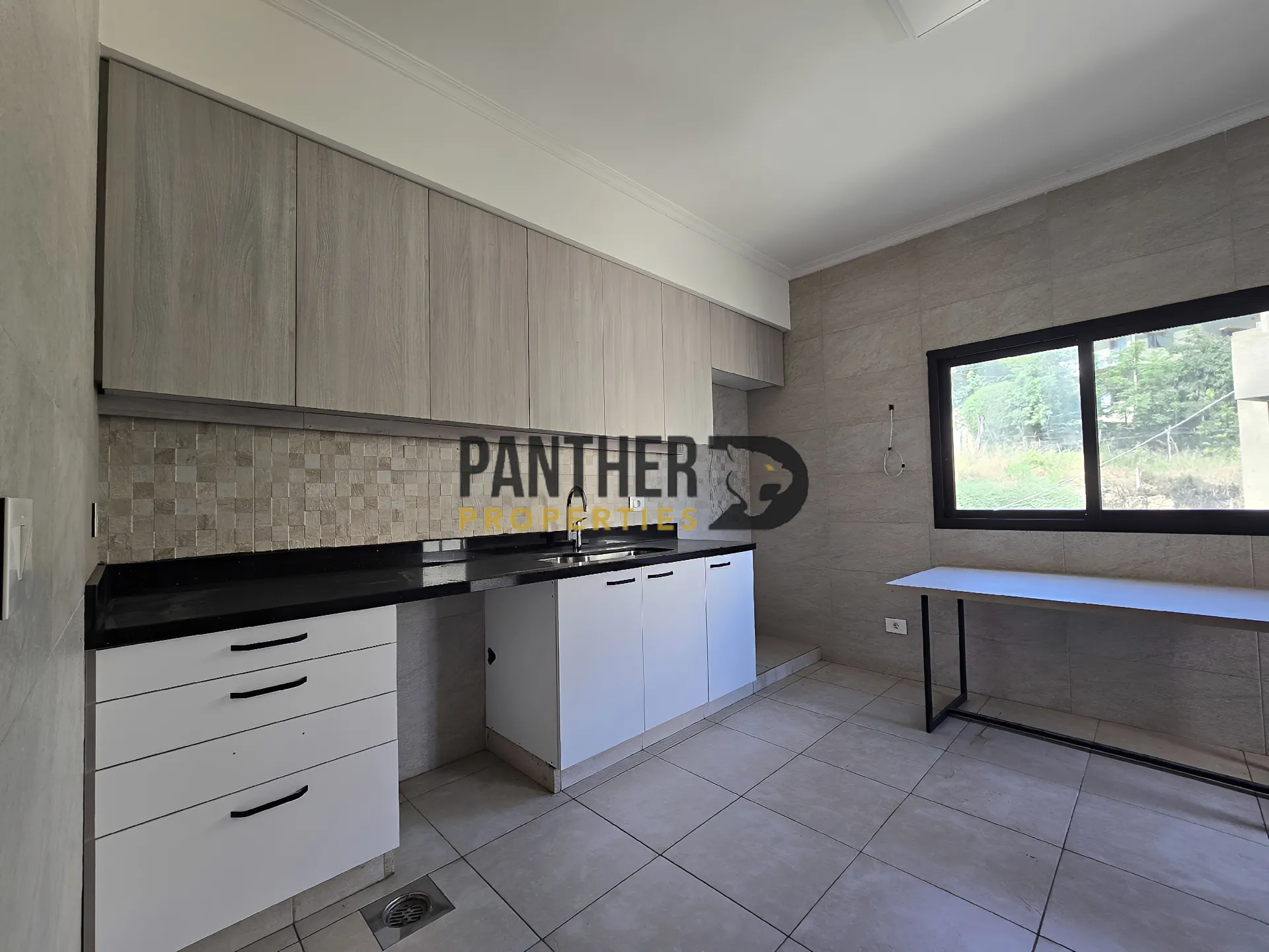 Apartment for sale in Araya, lebanon