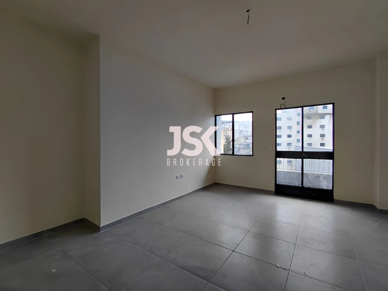 Office for Rent in Baouchriyeh