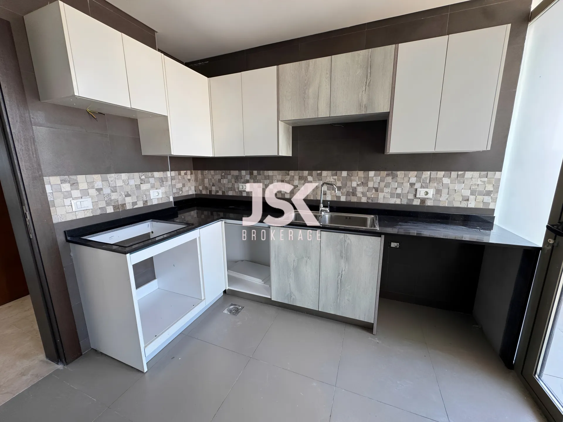 Apartment for Rent in Ras