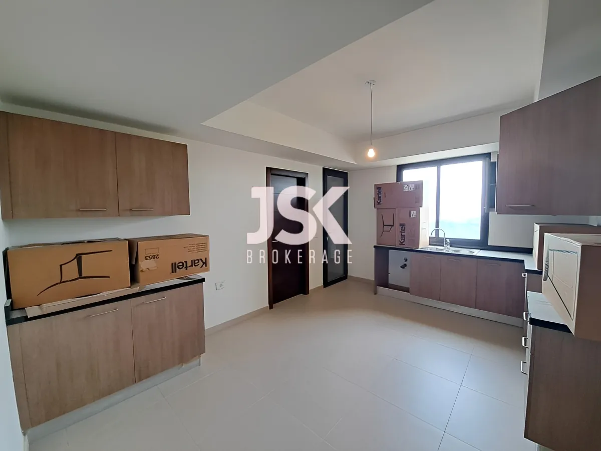 Apartment for Sale in Aatchane, Lebanon