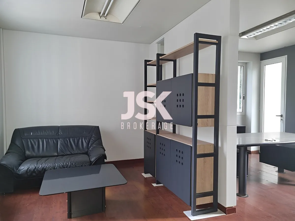 Office for rent in Verdun, Beirut, Lebanon