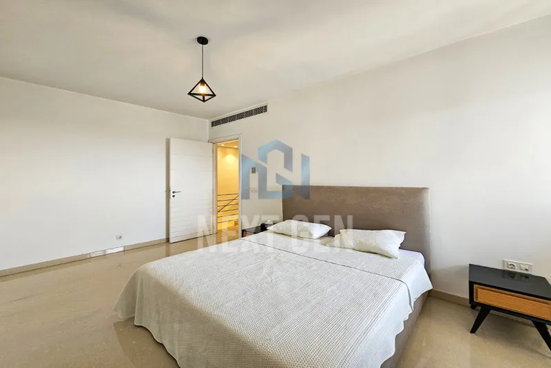 Duplex for rent in Achrafieh