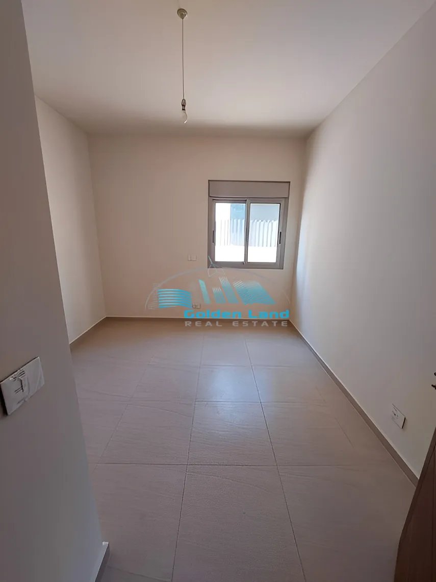 Apartment for Sale in Qornet El Hamra, Lebanon - 3 bed, 3 bath