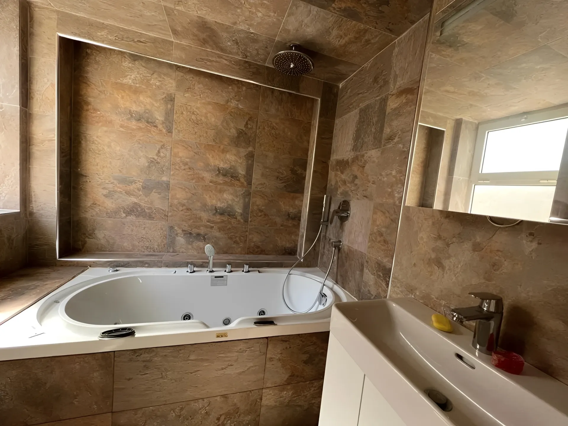 Apartment for Sale in Ain El Rihaneh - 3 bed, 3 bath