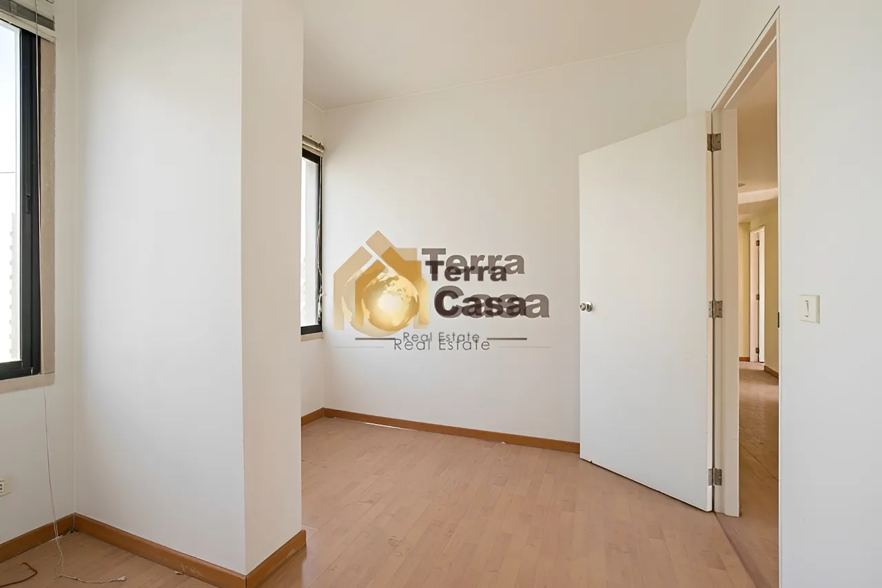 Office for sale in Achrafieh