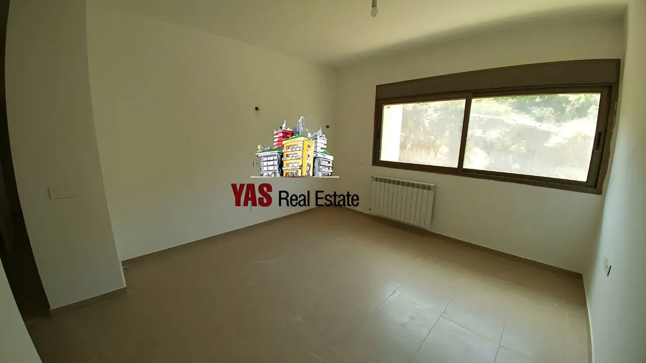 Apartment for Sale in Ballouneh