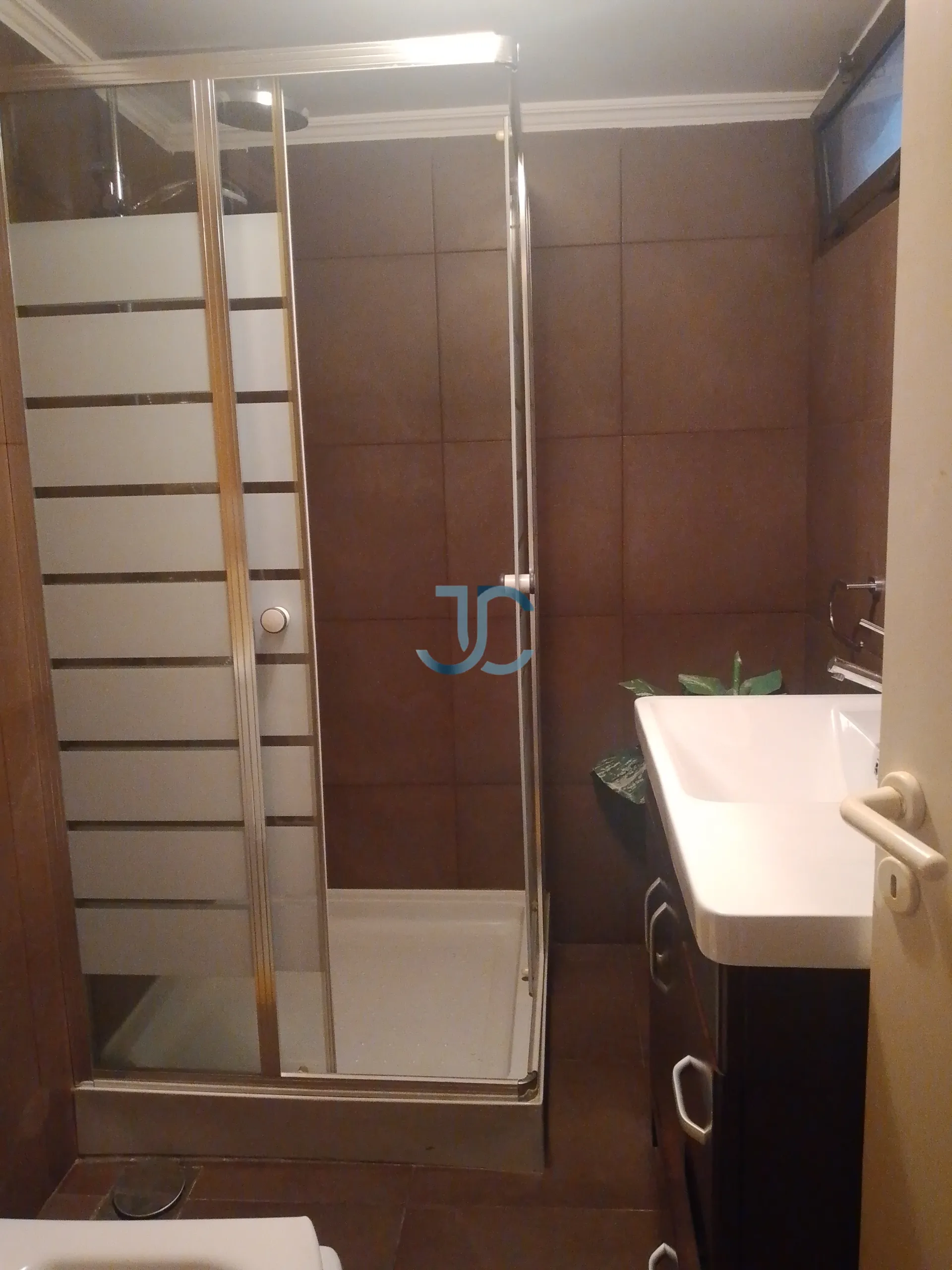 Apartment for sale in Haret Sakher