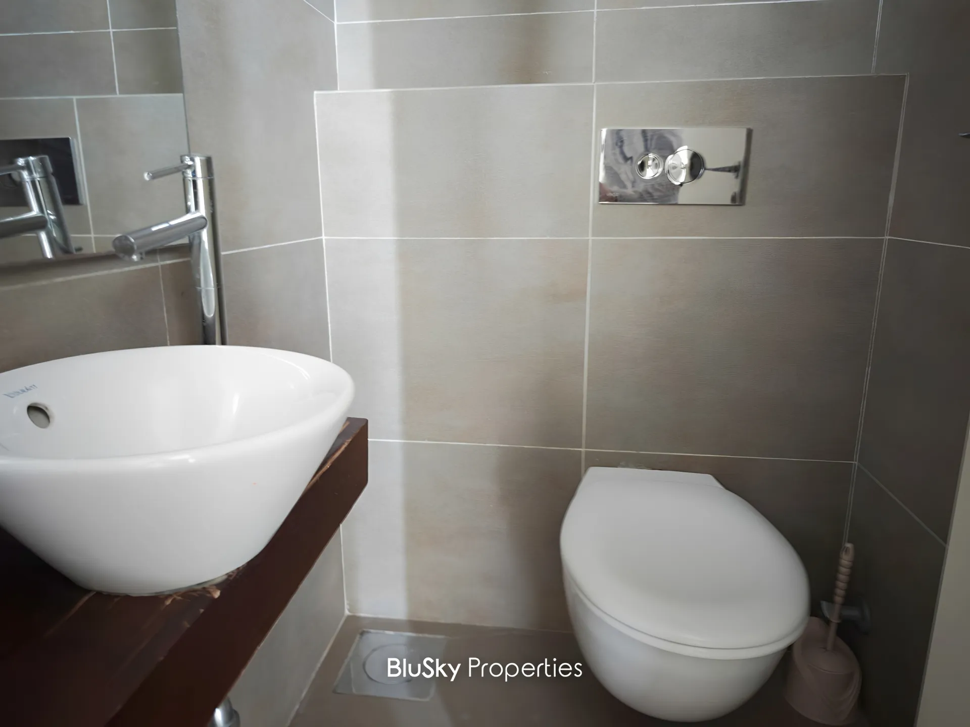 Duplex for sale in Ain saadeh, lebanon