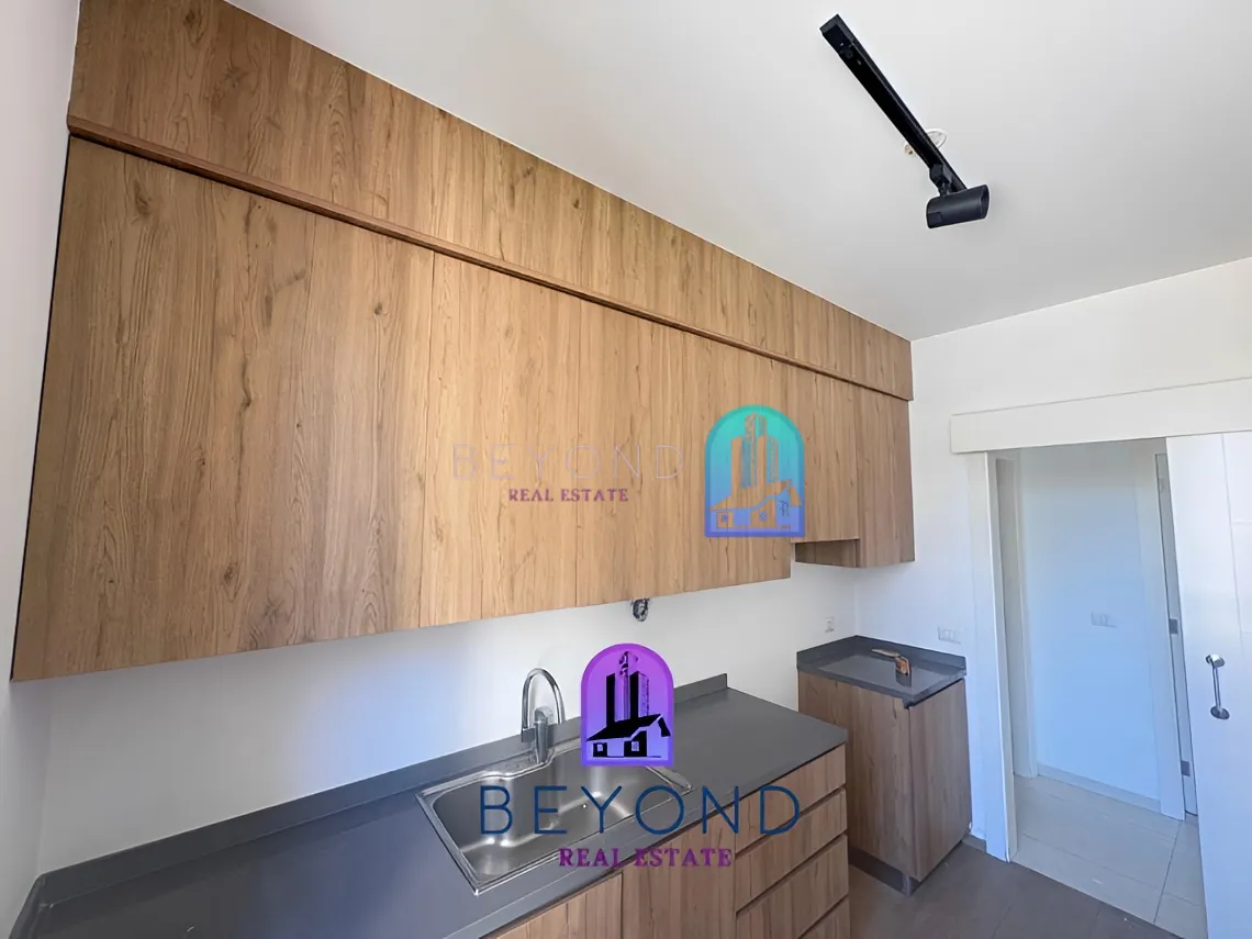 Apartment for rent in Hamra, Beirut, Lebanon - 2 bed, 3 bath