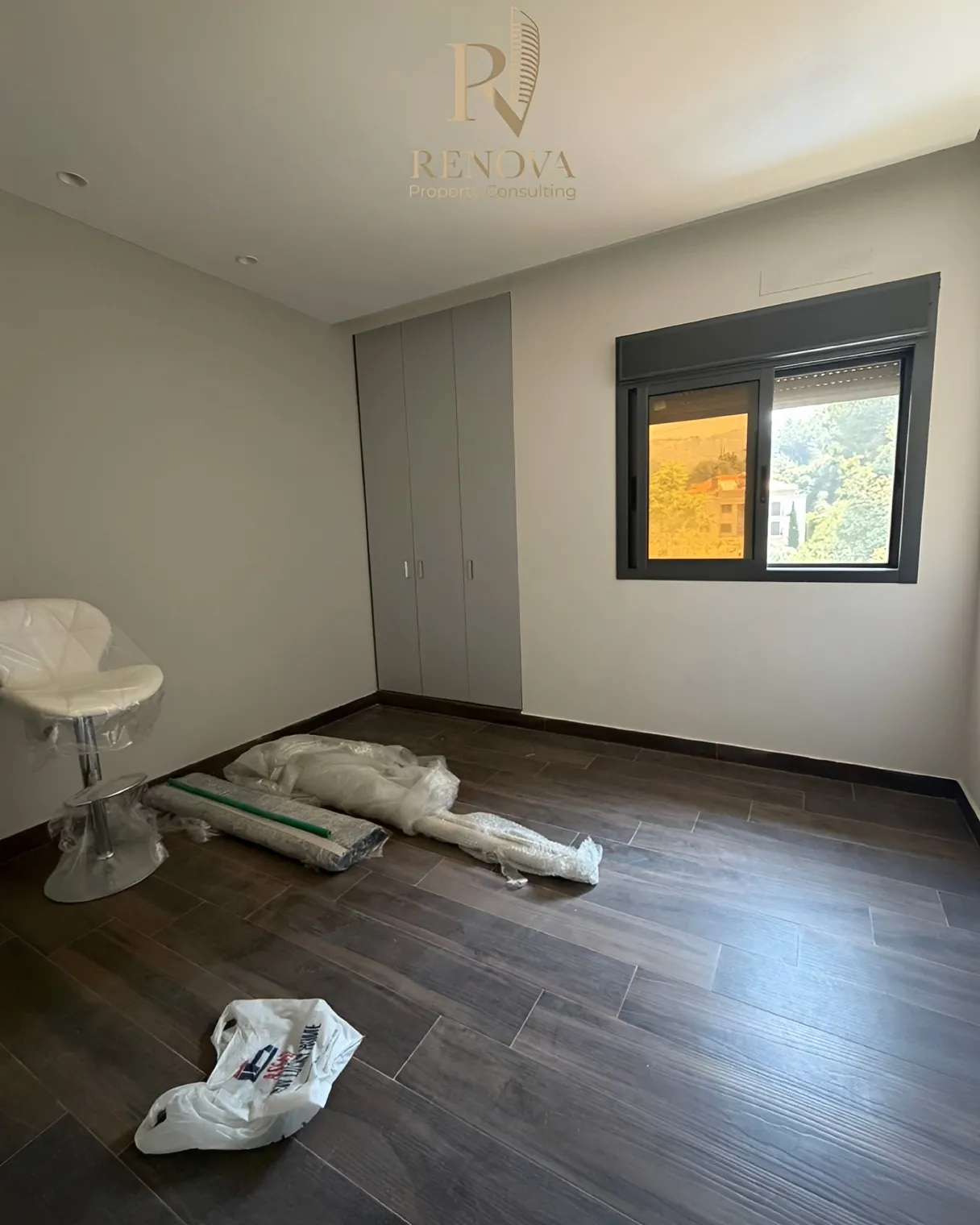 Building for rent in Mansourieh, Lebanon