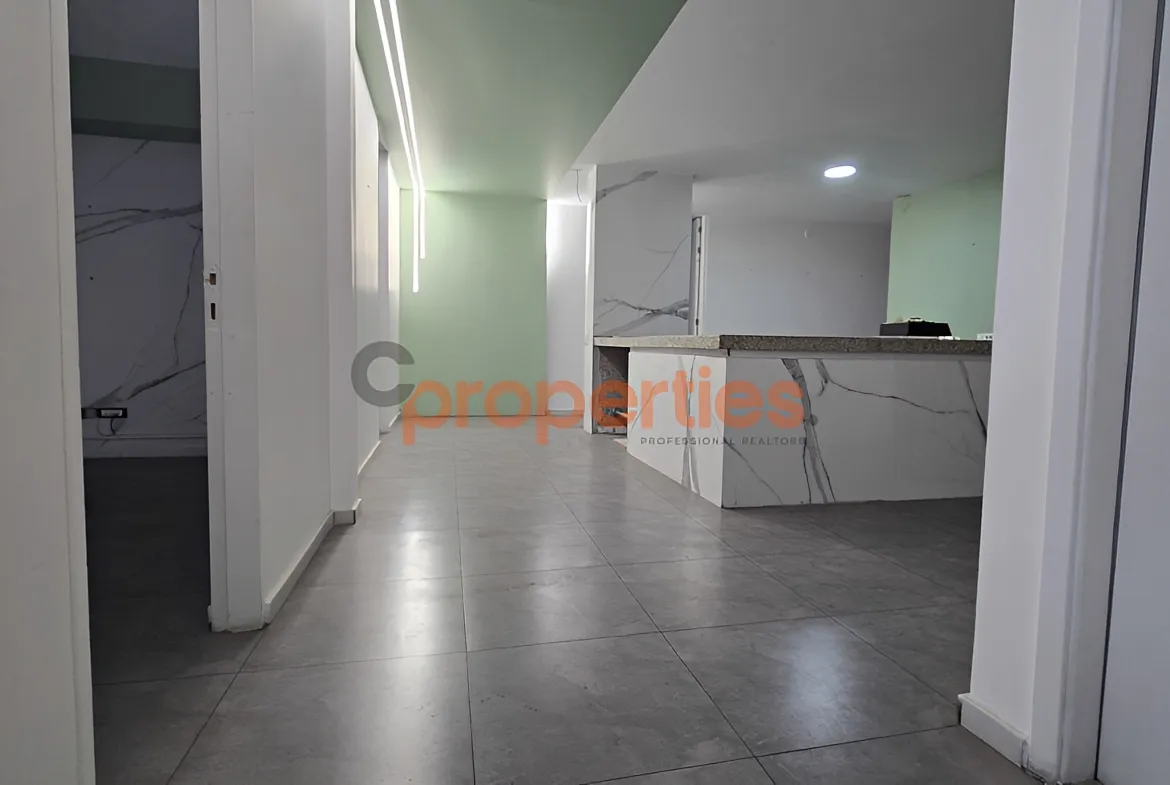 Office for Rent in Forn El Chebbak