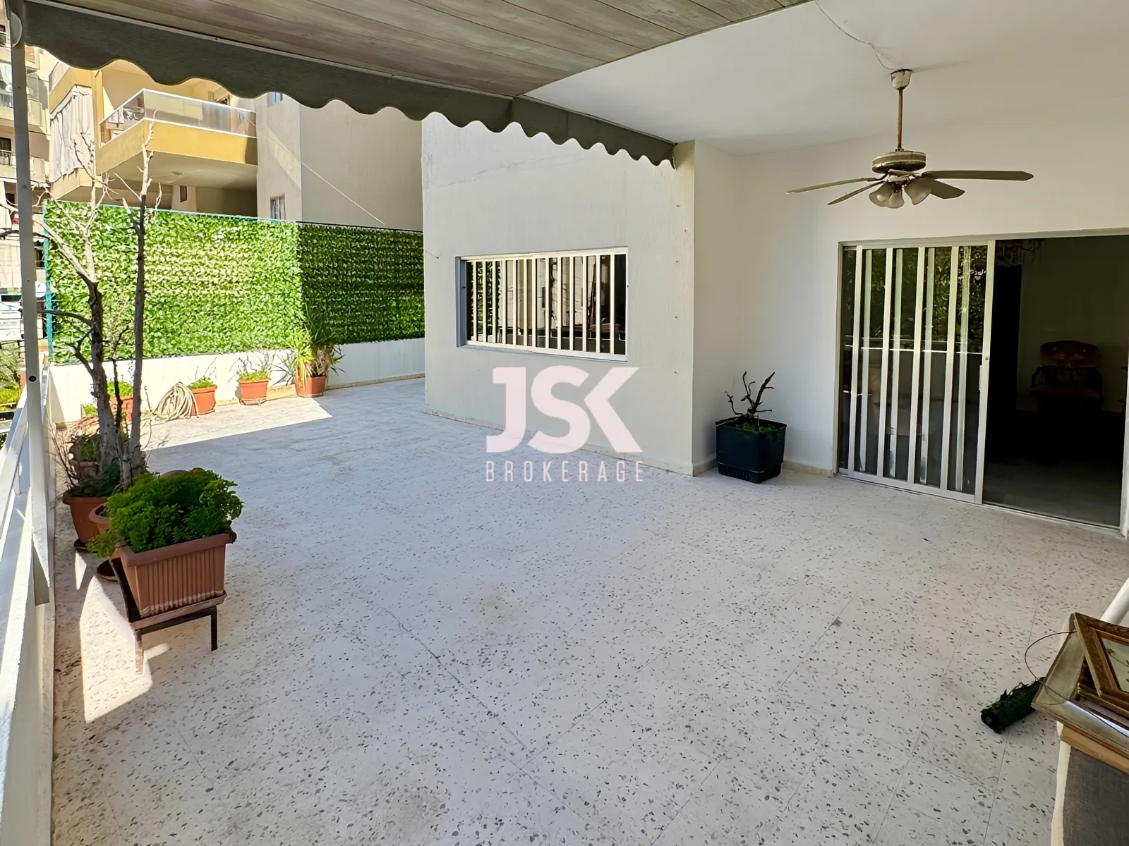 Apartment for Sale in Zouk Mosbeh