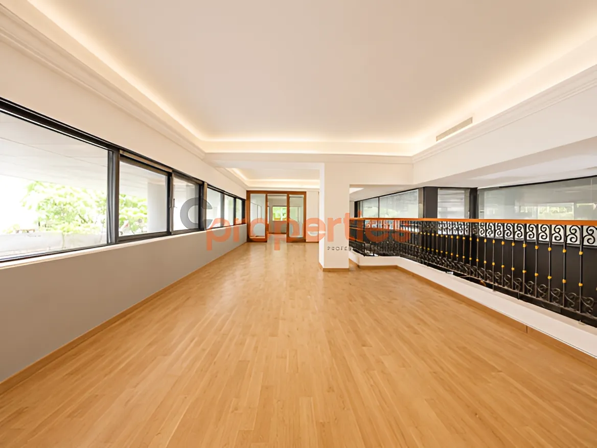 Shop for Rent in Hamra