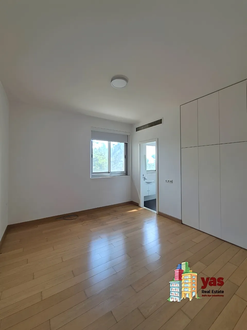 Apartment for Sale in Ain Al Mraiseh