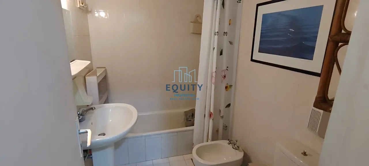 Apartment for sale in Aaoukar, Lebanon - 2 bed, 2 bath