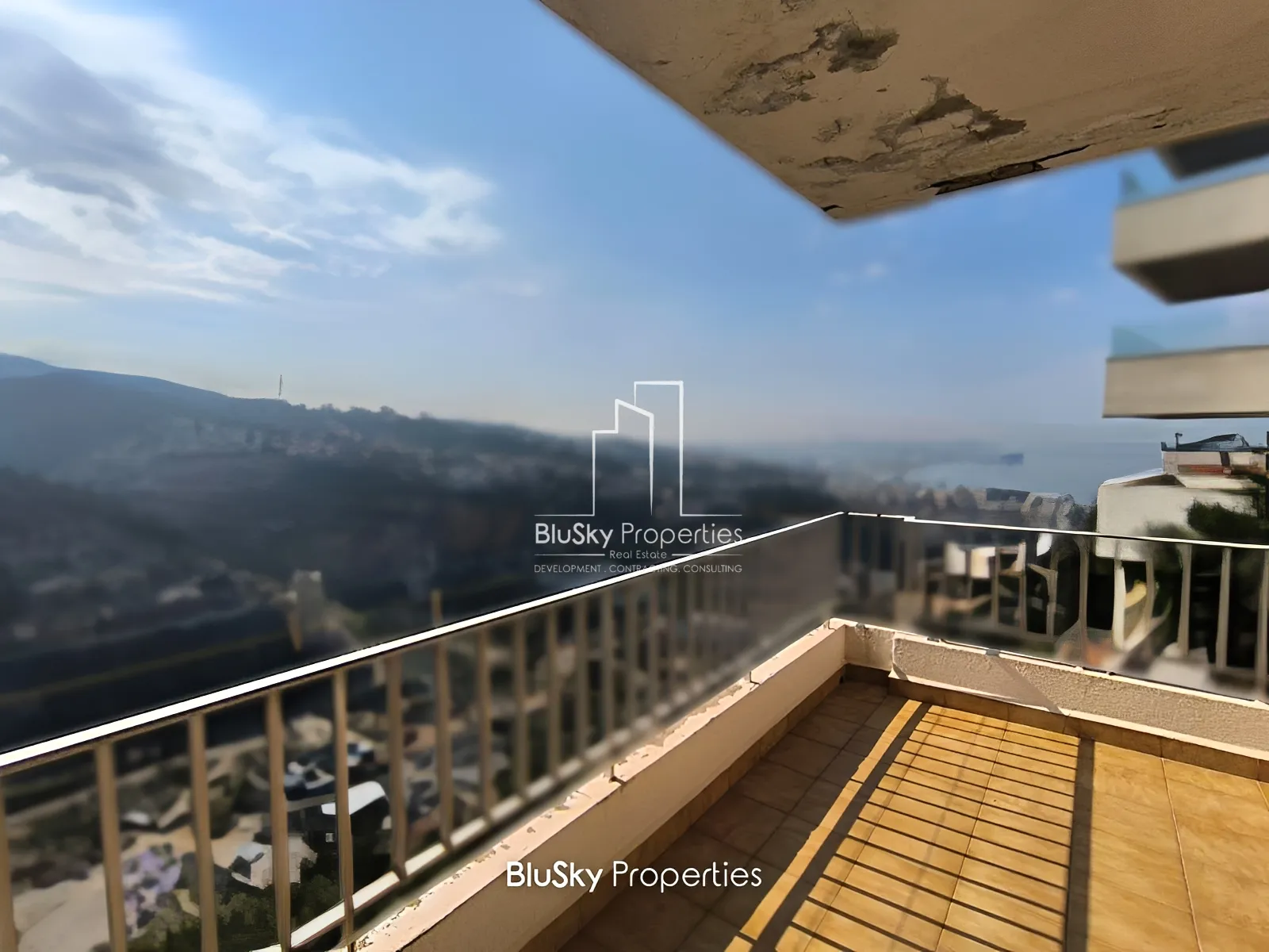 Triplex for Sale in Rabweh - 3 bed, 4 bath