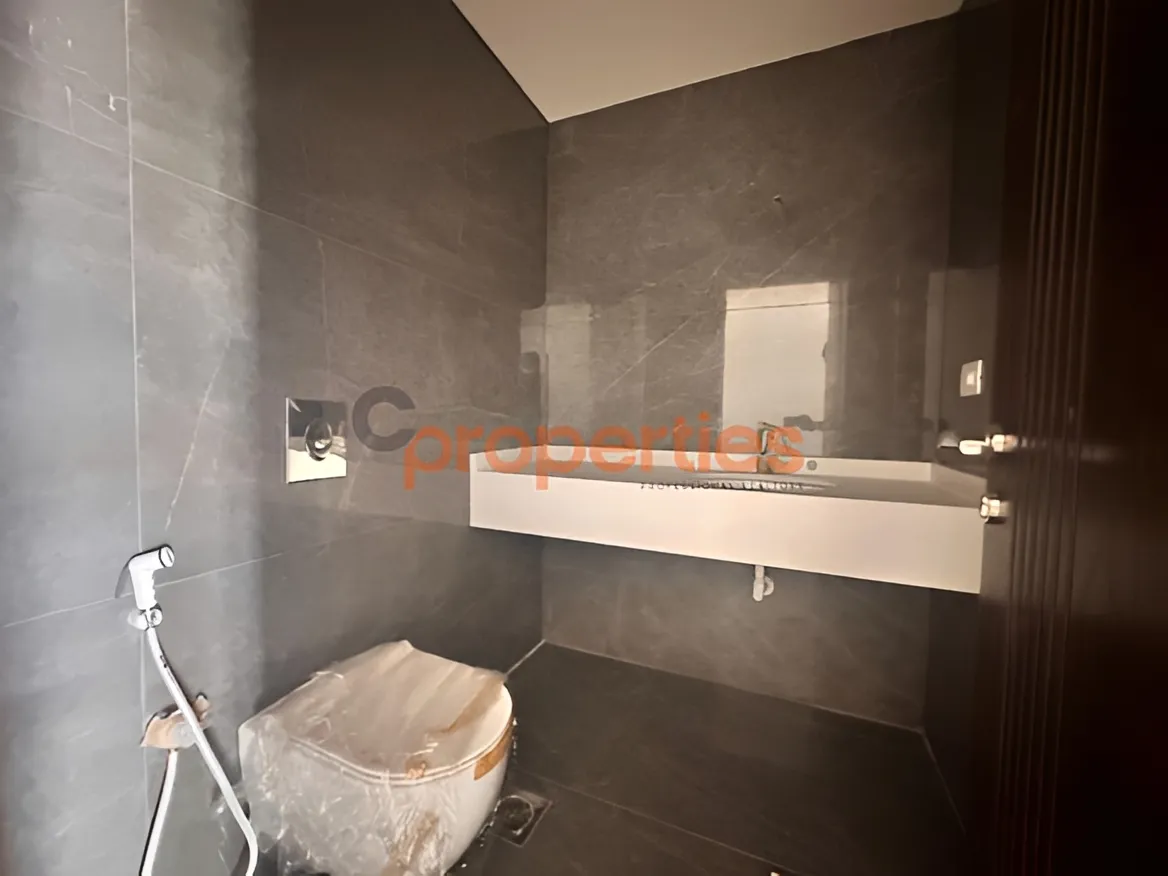 Apartment for sale in Ramleh Al Bayda, Beirut, Lebanon