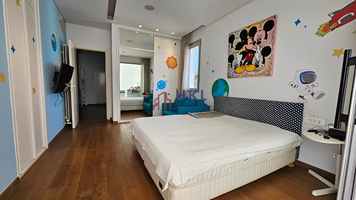Apartment for Sale in Achrafieh, Beirut, Lebanon - 3 bed, 5 bath