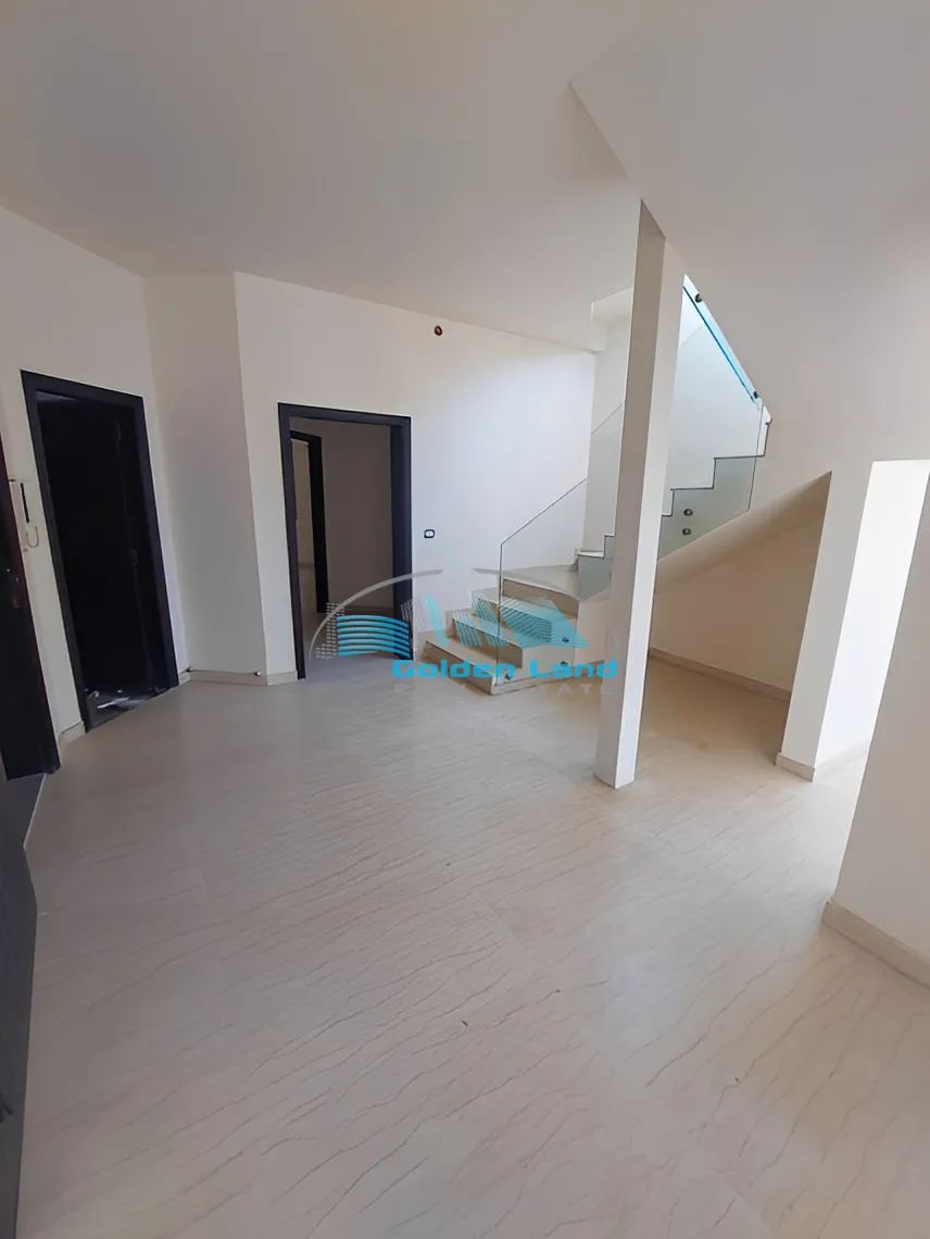 Duplex for Sale in Mazraat Yachoua, Lebanon - 5 bed, 6 bath
