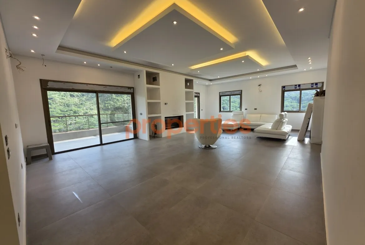 Apartment for Sale in Baabdat