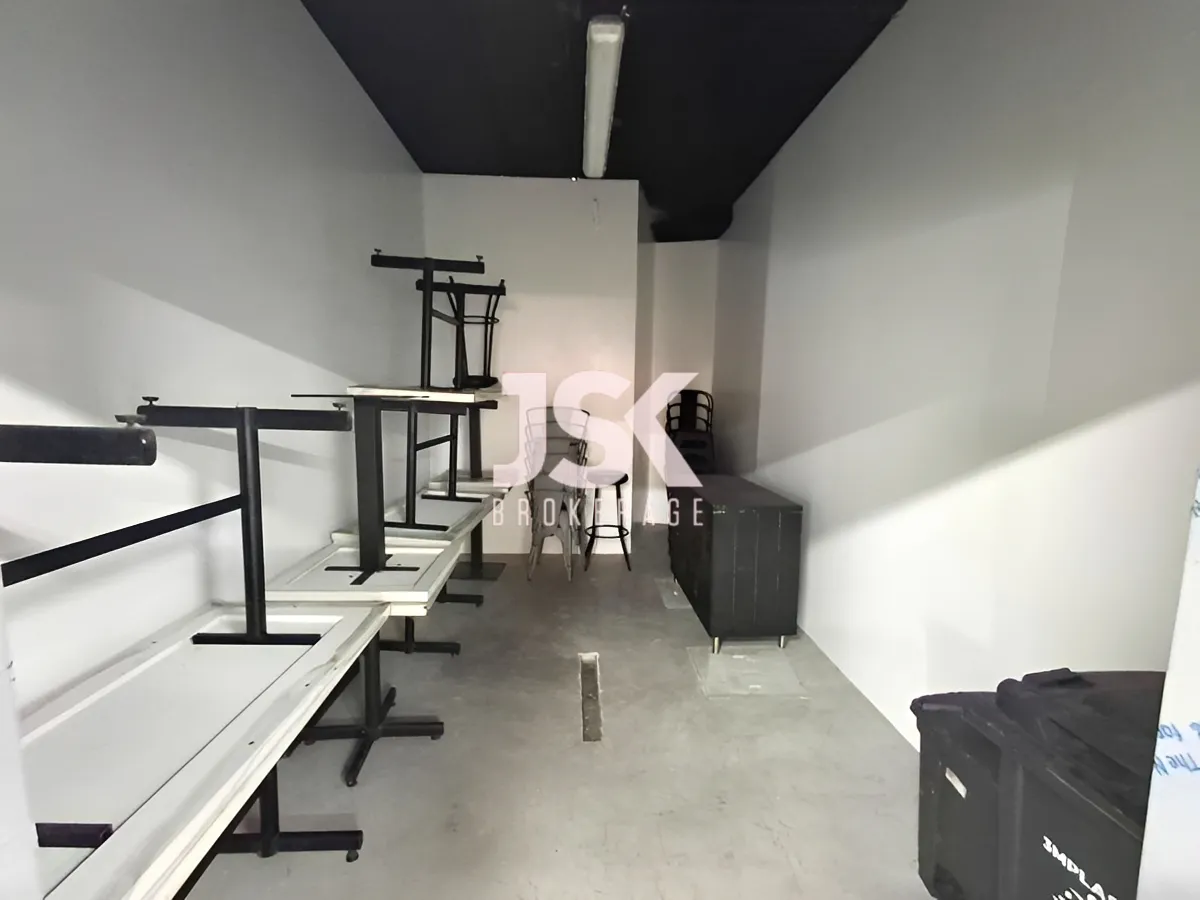 Restaurant for rent in Sodeco